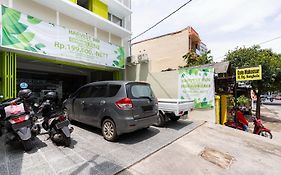 Reddoorz Plus At Harvest Inn Panakkukang